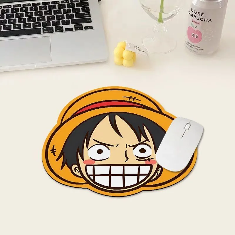 Gaming Accessories Cute - ワンピース ルフィ マウスパッド、小型コンピューターデスクマット、オフィスエイリアン滑り止めラウンドキーボードパッド、かわいい漫画、友人へのギフト