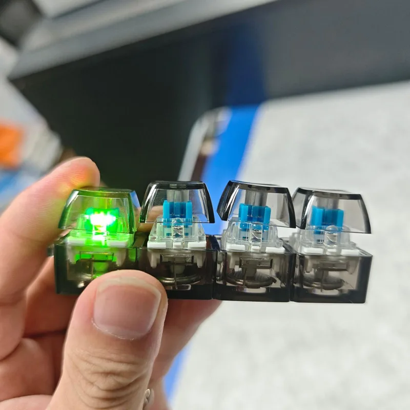 フィジェットキーボード ストレス解消おもちゃ リラックスキー - Keyboard Switch Tester のレビューと価格