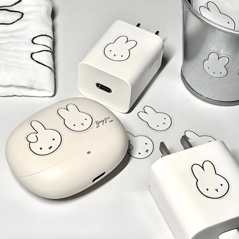 かわいいアニメミッフィーウサギ水カップステッカーかわいい漫画 - Gaming Accessories Cute のレビューと価格