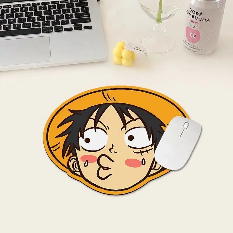 ワンピース ルフィ マウスパッド、小型コンピューターデスクマ - Gaming Accessories Cute のレビューと価格