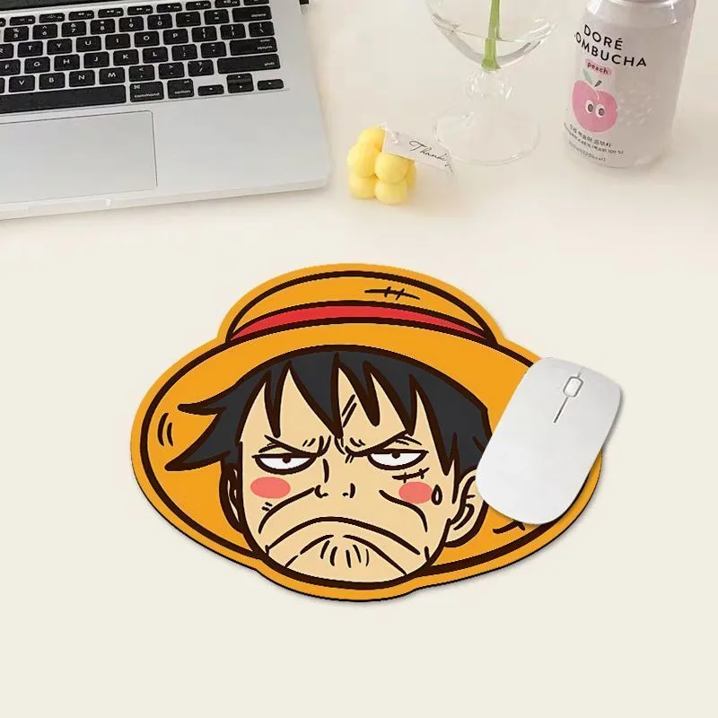 ワンピース ルフィ マウスパッド、小型コンピューターデスクマ - Gaming Accessories Cute のレビューと価格