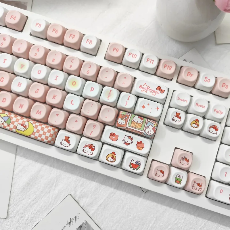 サンリオハローキティ有線メカニカルキーボード 104 キーか - Gaming Accessories Cute のレビューと価格