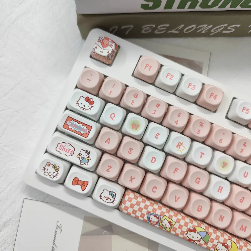 サンリオハローキティ有線メカニカルキーボード 104 キーか - Gaming Accessories Cute のレビューと価格